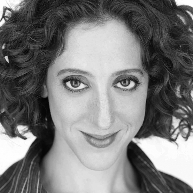 Alison Cimmet Headshot