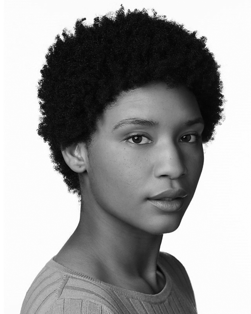 Jules Latimer headshot