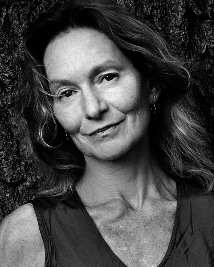 Paola Styron Headshot