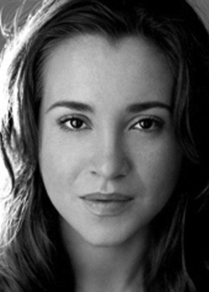 Headshot of Carmen Zilles, looking directly at the camera.