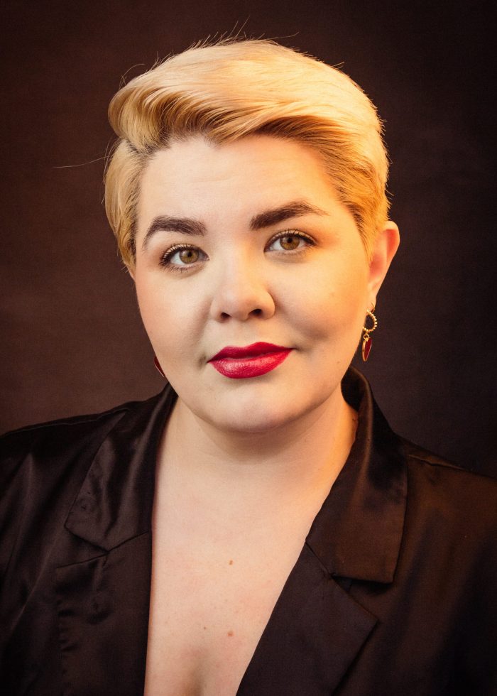 van Os_Headshot_credit Cavatina Creative